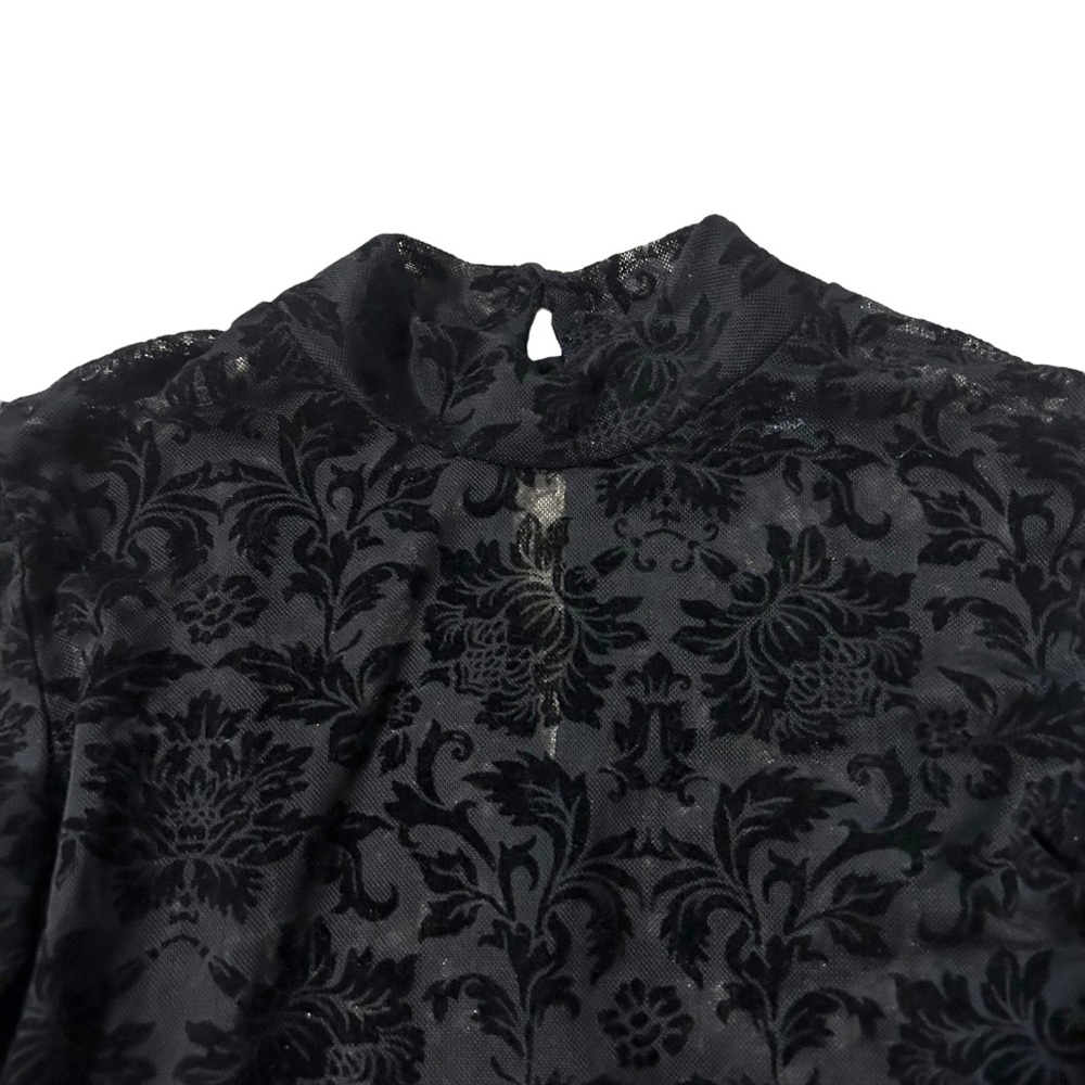 || NEW || Motel Black Floral Sheer Fitted Cropped Long Sleeve Women’s XS - Picture 4 of 7